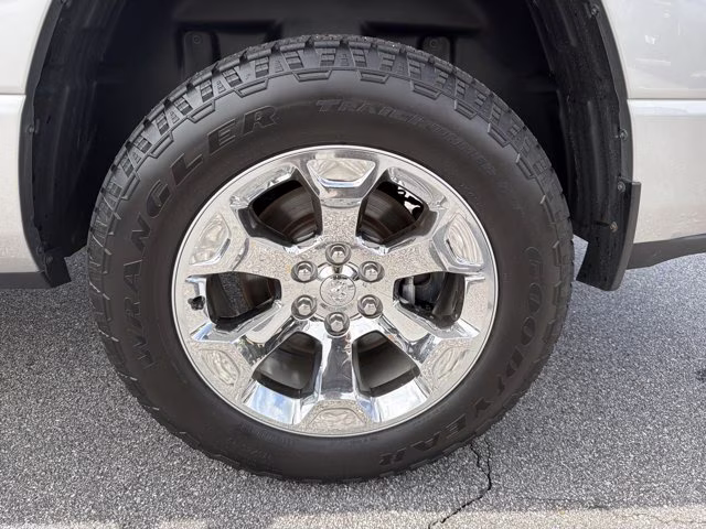 2022 Billet Silver Metallic Clearcoat Ram 1500 Big Horn 4X4 Truck