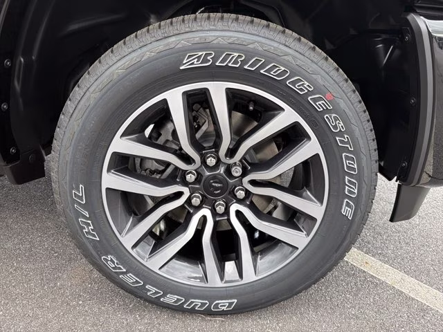 2026 Diamond Black Crystal Pearlcoat Ram 1500 Longhorn 4X4 Truck