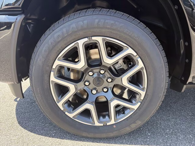 2026 Diamond Black Crystal Pearlcoat Ram 1500 Laramie 4X4 Truck