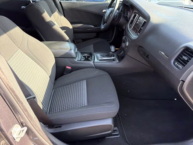 2023 Granite Pearlcoat Dodge Charger SXT RWD Sedan