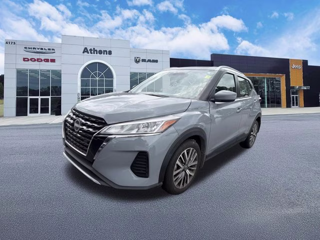 2024 Boulder Gray Pearl Nissan Kicks SV FWD SUV