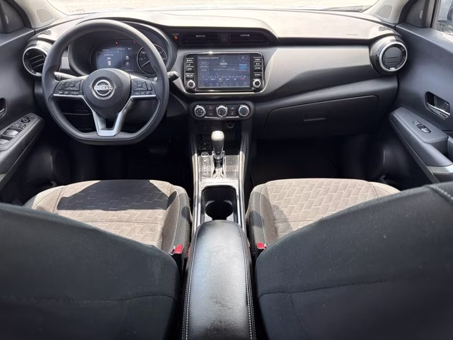 2024 Boulder Gray Pearl Nissan Kicks SV FWD SUV