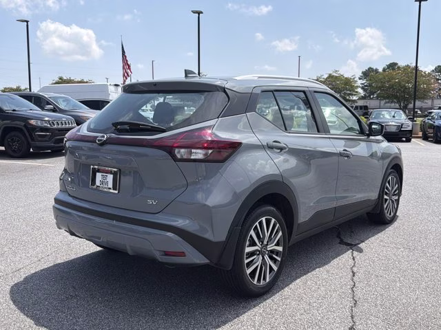 2024 Boulder Gray Pearl Nissan Kicks SV FWD SUV