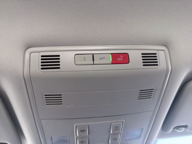 2024 Pyrite Silver Metallic Volkswagen Jetta SE FWD Sedan