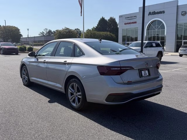 2024 Pyrite Silver Metallic Volkswagen Jetta SE FWD Sedan