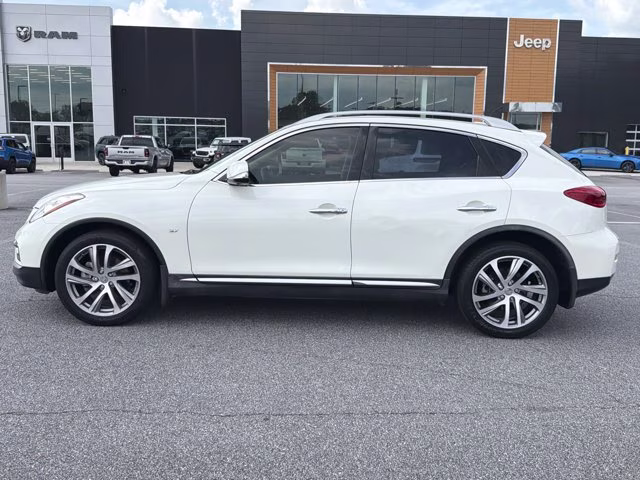 2017 Majestic White Infiniti QX50 Base RWD SUV