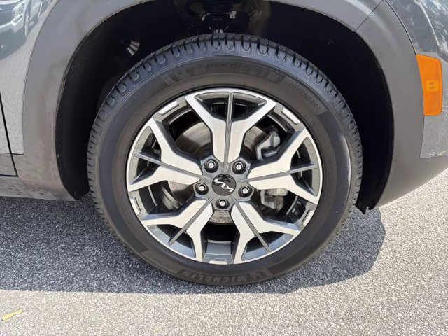 2023 Gravity Gray Kia Seltos EX AWD SUV