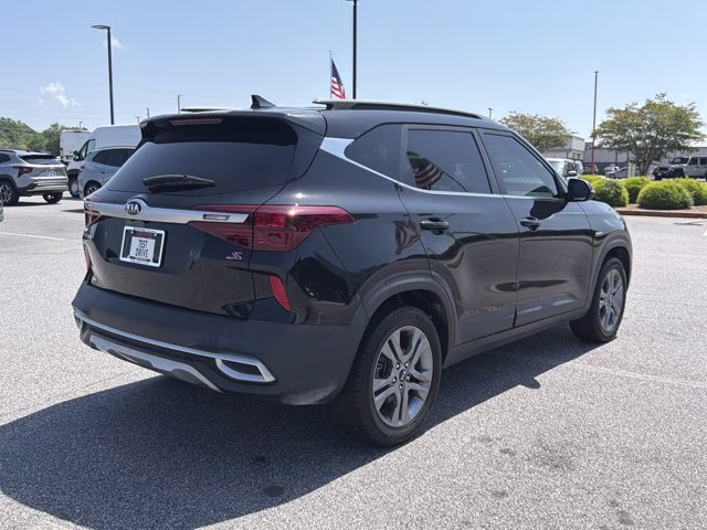 2021 Cherry Black Kia Seltos S AWD SUV