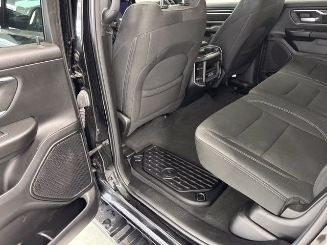 2023 Diamond Black Crystal Pearlcoat Ram 1500 Big Horn 4X4 Truck