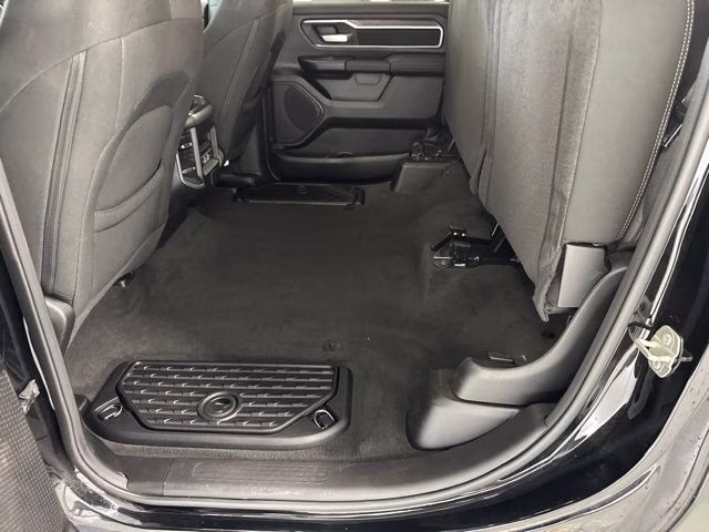 2023 Diamond Black Crystal Pearlcoat Ram 1500 Big Horn 4X4 Truck