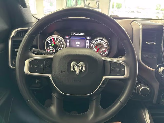 2023 Diamond Black Crystal Pearlcoat Ram 1500 Big Horn 4X4 Truck