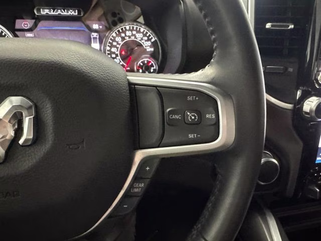2023 Diamond Black Crystal Pearlcoat Ram 1500 Big Horn 4X4 Truck