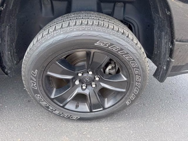 2023 Diamond Black Crystal Pearlcoat Ram 1500 Big Horn 4X4 Truck