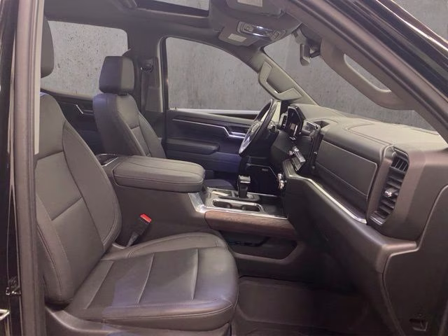 2023 Onyx Black GMC Sierra 1500 SLT 4X4 Truck