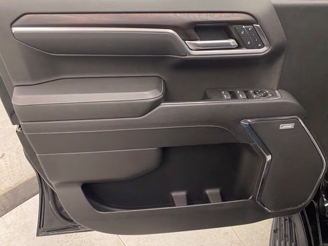 2023 Onyx Black GMC Sierra 1500 SLT 4X4 Truck