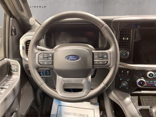 2025 Space White Metallic Ford F-150 Lariat 4X4 Truck