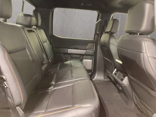 2025 Space White Metallic Ford F-150 Lariat 4X4 Truck