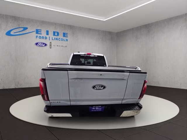 2025 Space White Metallic Ford F-150 Lariat 4X4 Truck