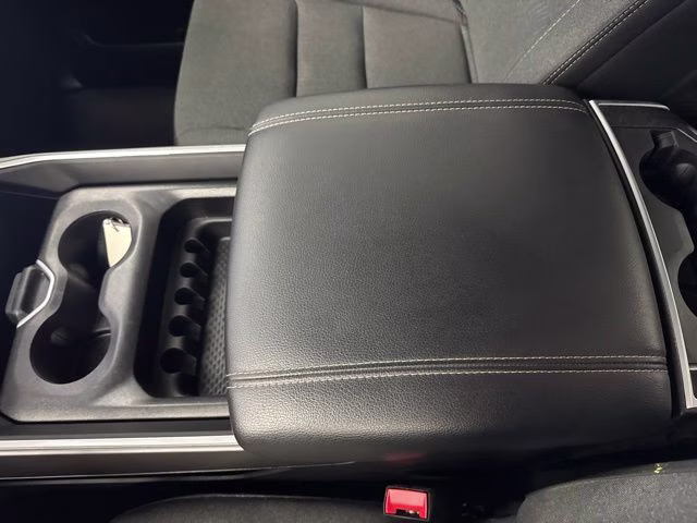2023 Diamond Black Crystal Pearlcoat Ram 1500 Big Horn 4X4 Truck