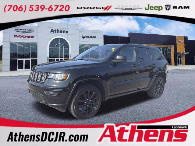 2019 Diamond Black Crystal Pearlcoat Jeep Grand Cherokee Altitude 4X4 SUV