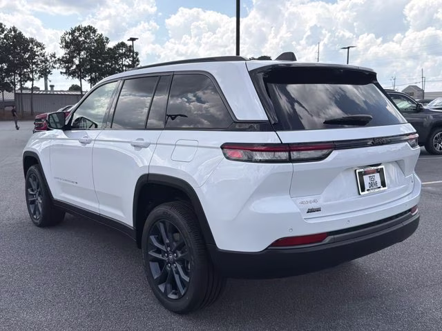 2026 Bright White Clearcoat Jeep Grand Cherokee 85th Anniversary Edition 4X4 SUV
