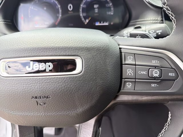 2026 Bright White Clearcoat Jeep Grand Cherokee L Laredo Altitude 4X4 SUV