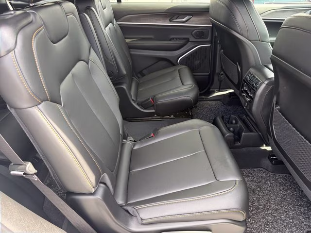 2026 Bright White Clearcoat Jeep Grand Cherokee L 85th Anniversary Edition 4X4 SUV