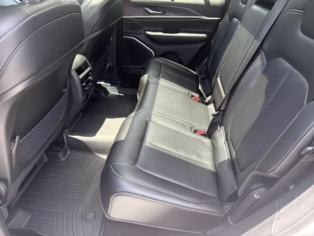 2022 Bright White Clearcoat Jeep Grand Cherokee 4xe 4xe 4X4 SUV
