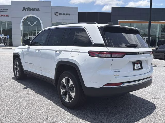 2022 Bright White Clearcoat Jeep Grand Cherokee 4xe 4xe 4X4 SUV