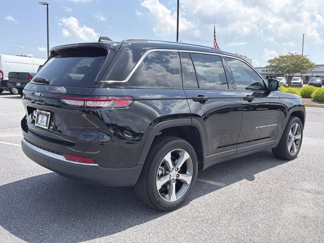 2022 Diamond Black Crystal Pearlcoat Jeep Grand Cherokee 4xe 4xe 4X4 SUV