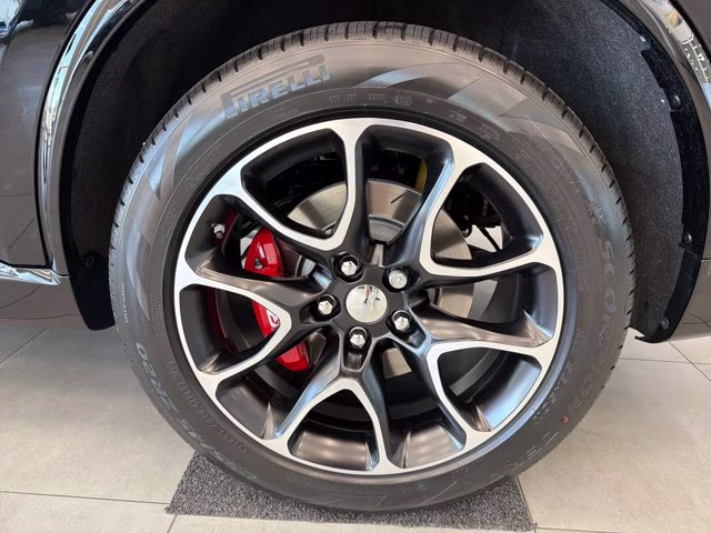 2026 DB Black Clearcoat Dodge Durango SRT Jailbreak AWD SUV