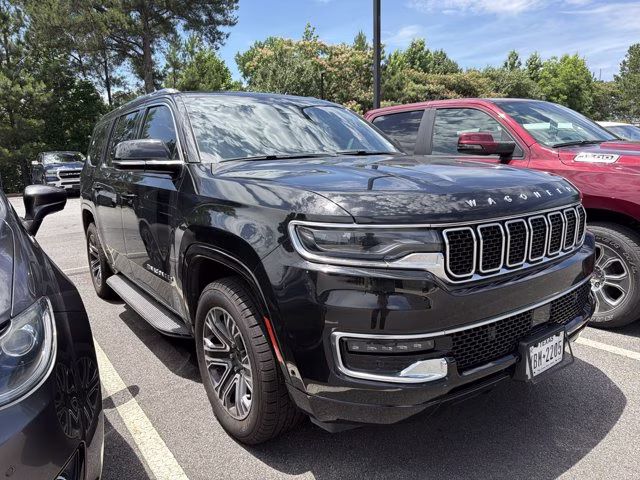 2024 Diamond Black Crystal Pearlcoat Jeep Wagoneer Base RWD SUV