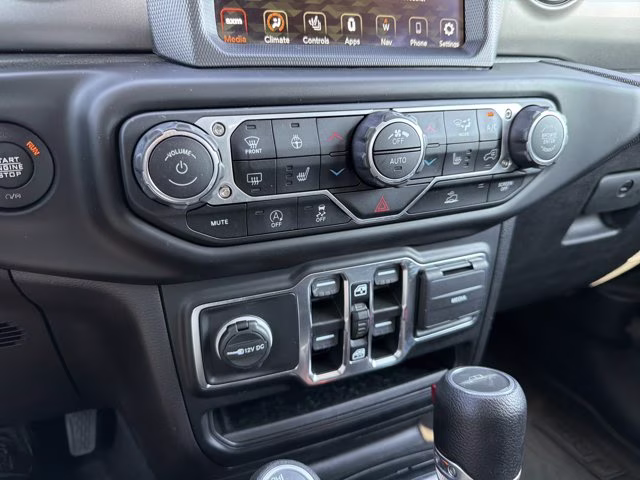 2023 Sting-Gray Clearcoat Jeep Gladiator Willys 4X4 Truck