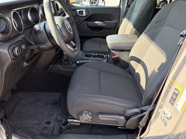 2023 Sting-Gray Clearcoat Jeep Gladiator Willys 4X4 Truck