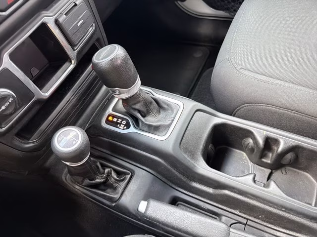 2023 Bright White Clearcoat Jeep Gladiator Sport 4X4 Truck