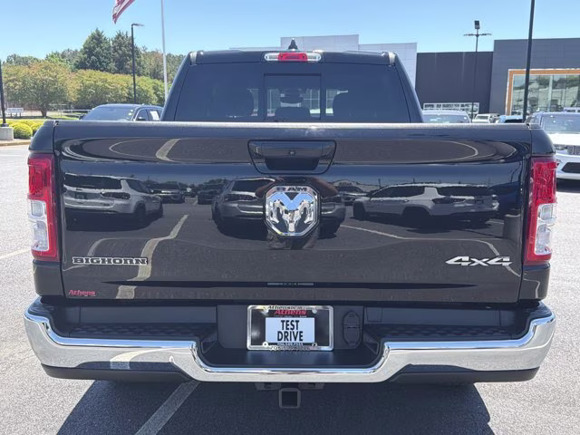 2022 Diamond Black Crystal Pearlcoat Ram 1500 Big Horn 4X4 Truck