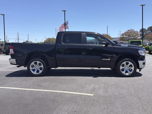 2022 Diamond Black Crystal Pearlcoat Ram 1500 Big Horn 4X4 Truck