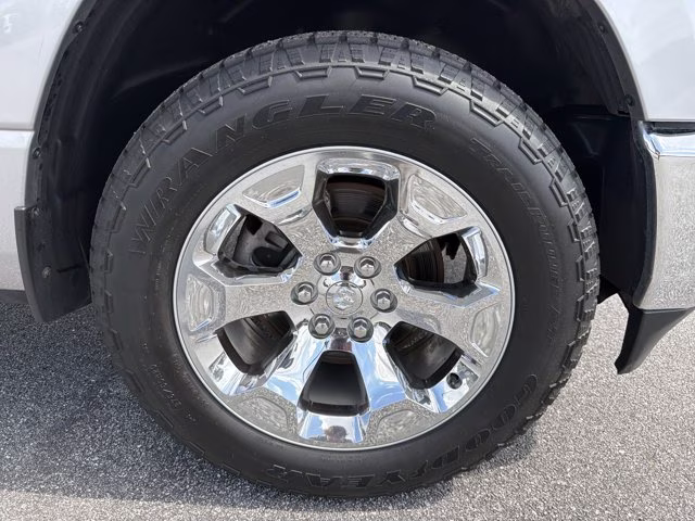 2022 Billet Silver Metallic Clearcoat Ram 1500 Big Horn 4X4 Truck