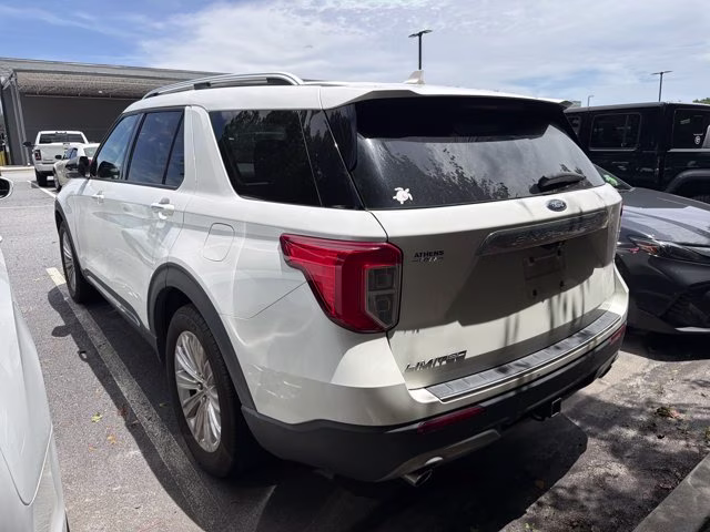 2021 White Metallic Ford Explorer Limited RWD SUV