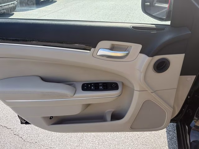 2014 Gloss Black Chrysler 300 Base RWD Sedan