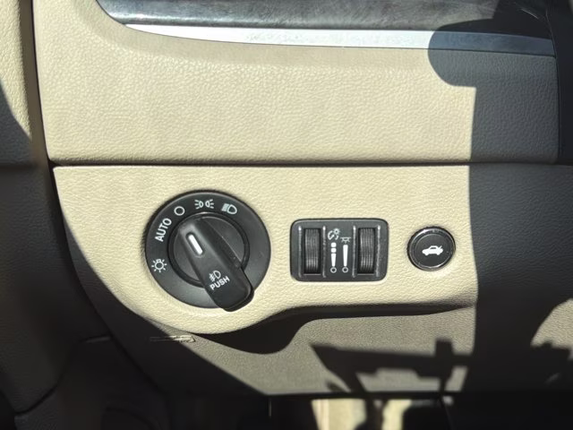 2014 Gloss Black Chrysler 300 Base RWD Sedan