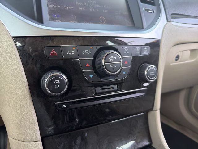 2014 Gloss Black Chrysler 300 Base RWD Sedan