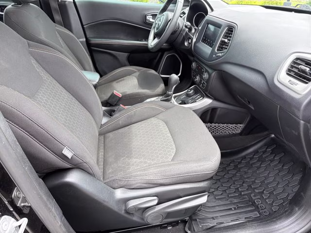 2021 Diamond Black Crystal Pearlcoat Jeep Compass Sport 4X4 SUV