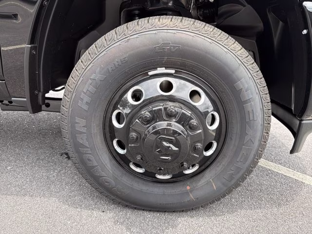 2026 Diamond Black Crystal Pearlcoat Ram 3500 Big Horn 4X4 Truck