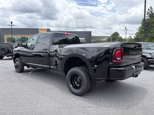 2026 Diamond Black Crystal Pearlcoat Ram 3500 Big Horn 4X4 Truck