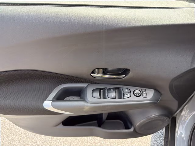 2024 Boulder Gray Pearl Nissan Kicks SV FWD SUV