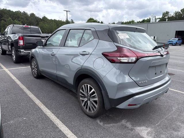2024 Boulder Gray Pearl Nissan Kicks SV FWD SUV