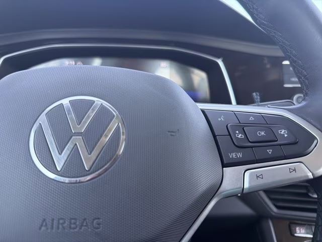 2024 Pyrite Silver Metallic Volkswagen Jetta SE FWD Sedan