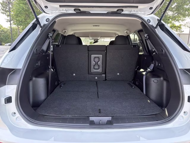 2024 White Diamond Mitsubishi Outlander ES FWD SUV