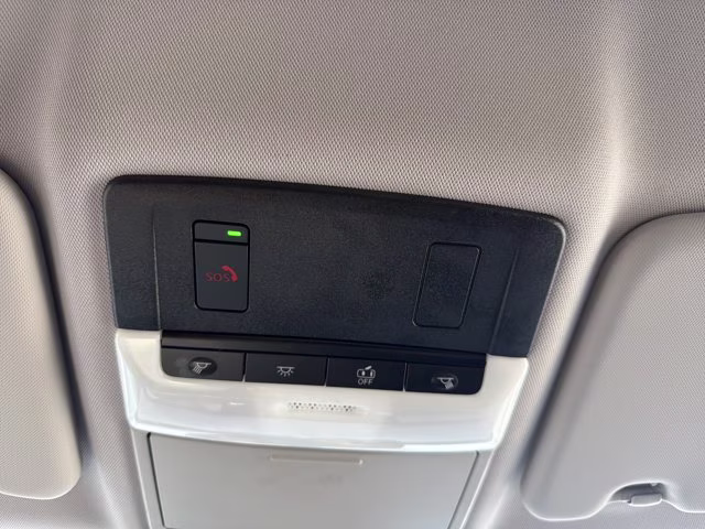 2024 White Diamond Mitsubishi Outlander ES FWD SUV